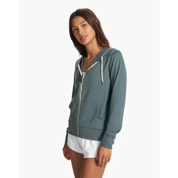 Vuori Halo Performance Hoodie 2.0 Lake Heather - Picture 2 of 12